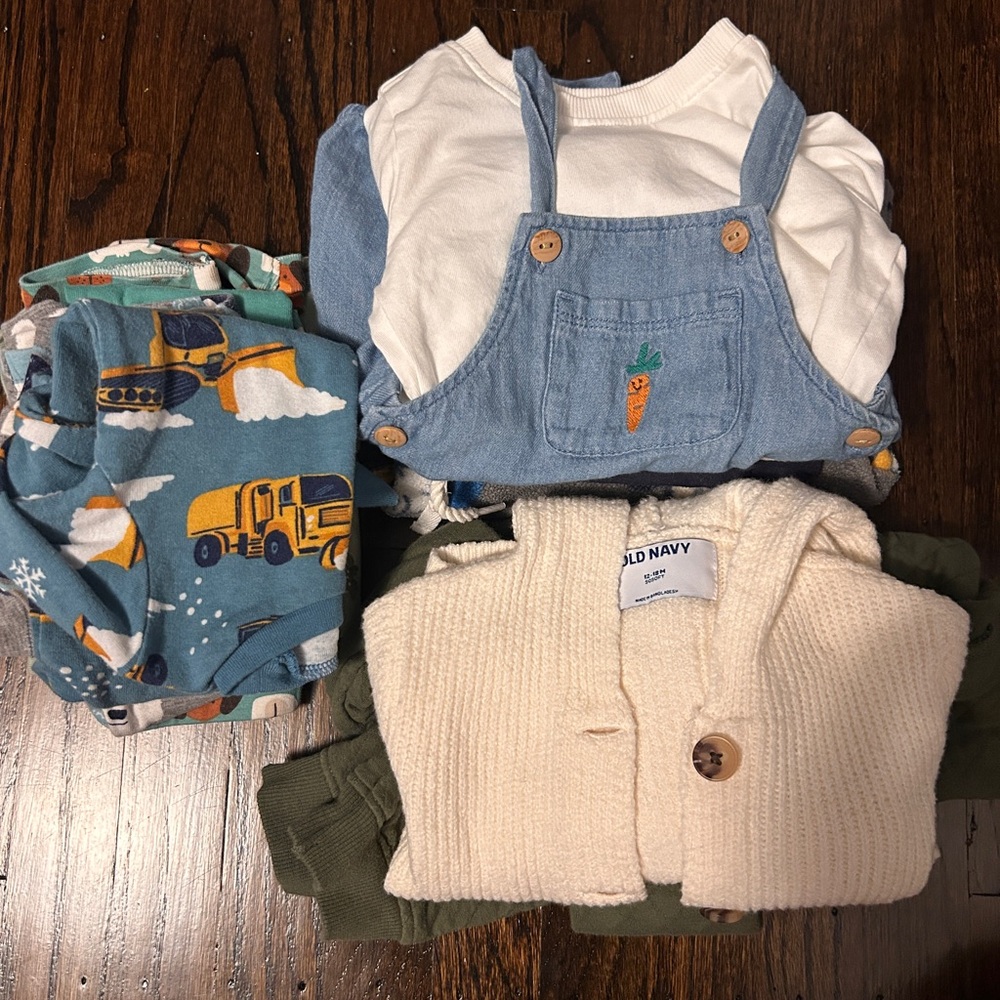 Baby clothes bundle sizes 12-18 months
